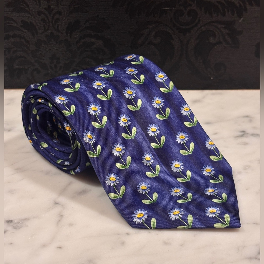 Thomas Pink Blue Floral Tie with daisy pattern accent